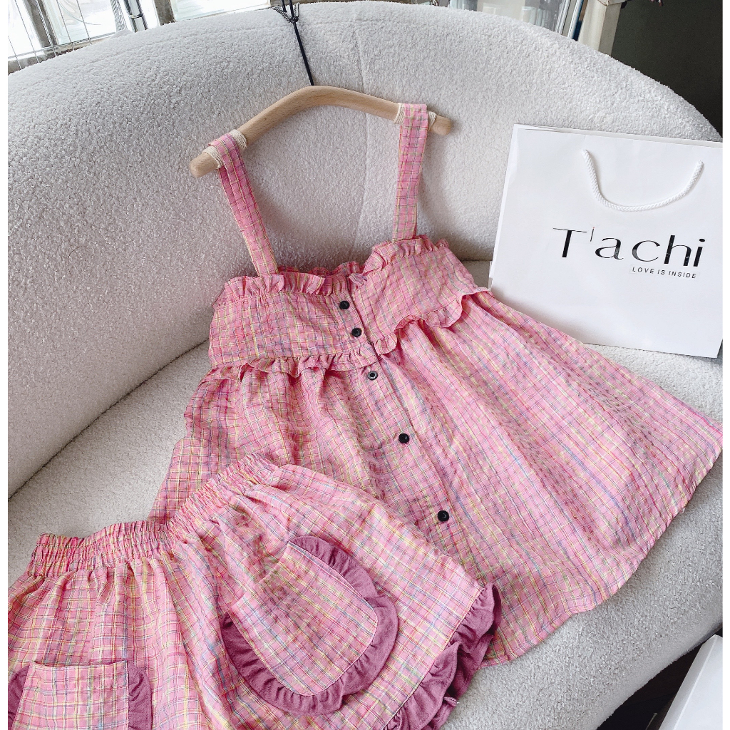 SET ÁO BBD HỒNG 2 DÂY BÈO NGỰC NÚT + QUẦN SHORT BÈO VIỀN TÚI