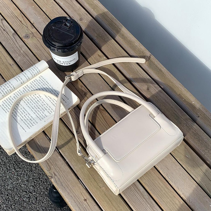 Túi xách nữ đeo chéo 2 quai dáng túi hôp size 18cm ST10