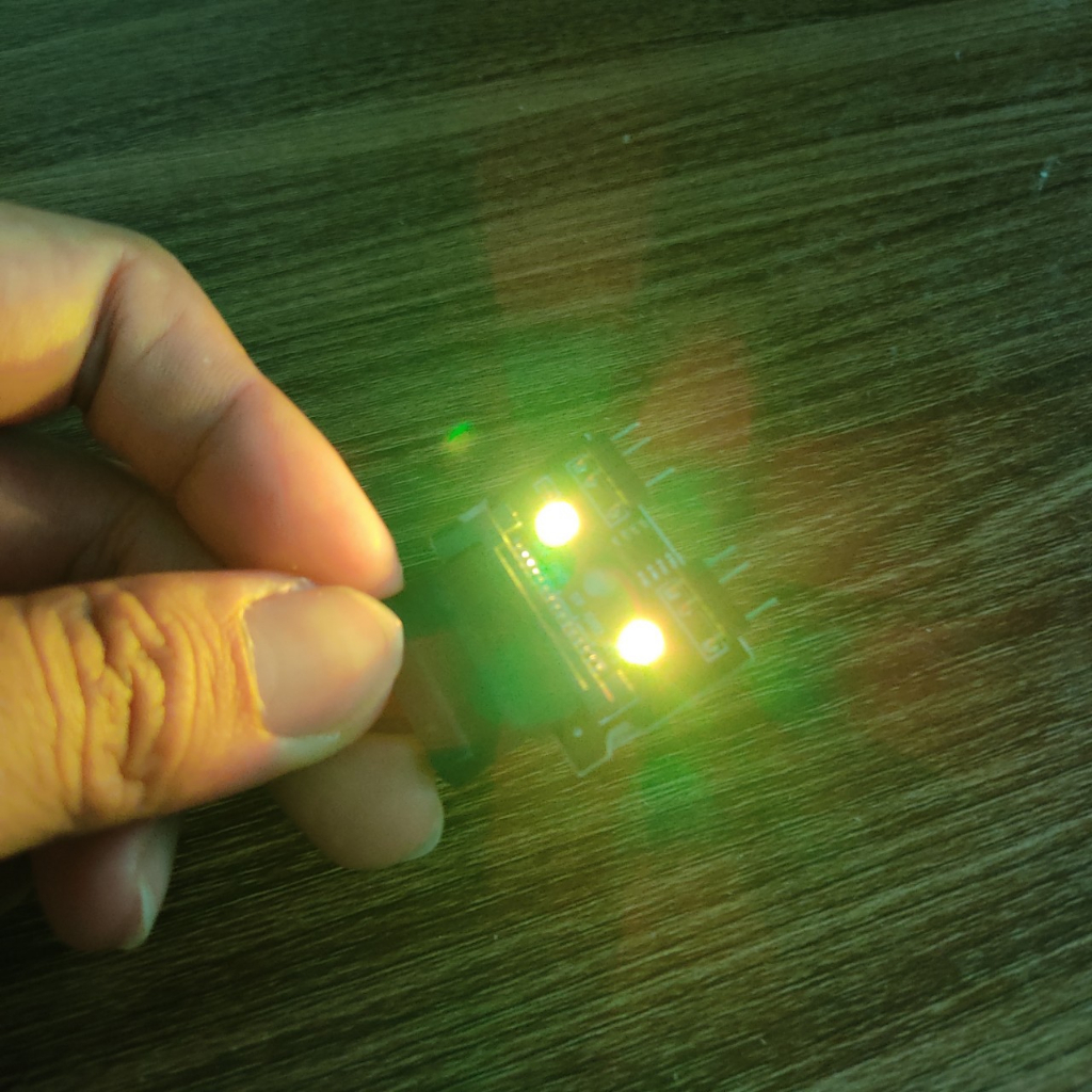 Phụ Kiển Đổi Chân Nguồn Sata Ra 2 Cổng 5v ARGB - Hàng New