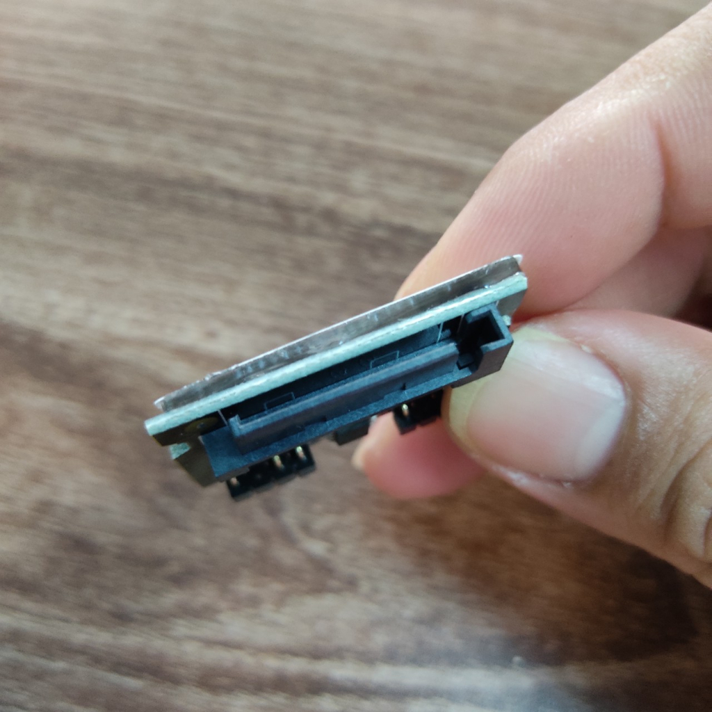 Phụ Kiển Đổi Chân Nguồn Sata Ra 2 Cổng 5v ARGB - Hàng New