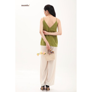 Áo hai dây cổ V lụa basic Tina - MA’MIA