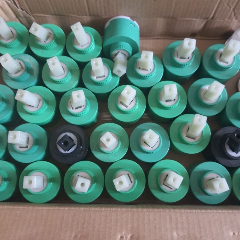 Lõi van vòi nóng lạnh, lõi cử sen, lõi lavabo , lõi chén nóng lạnh 4mm.