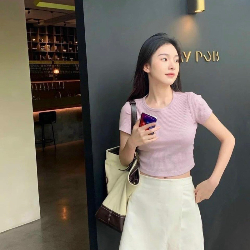 Áo thun tăm UNIQLO