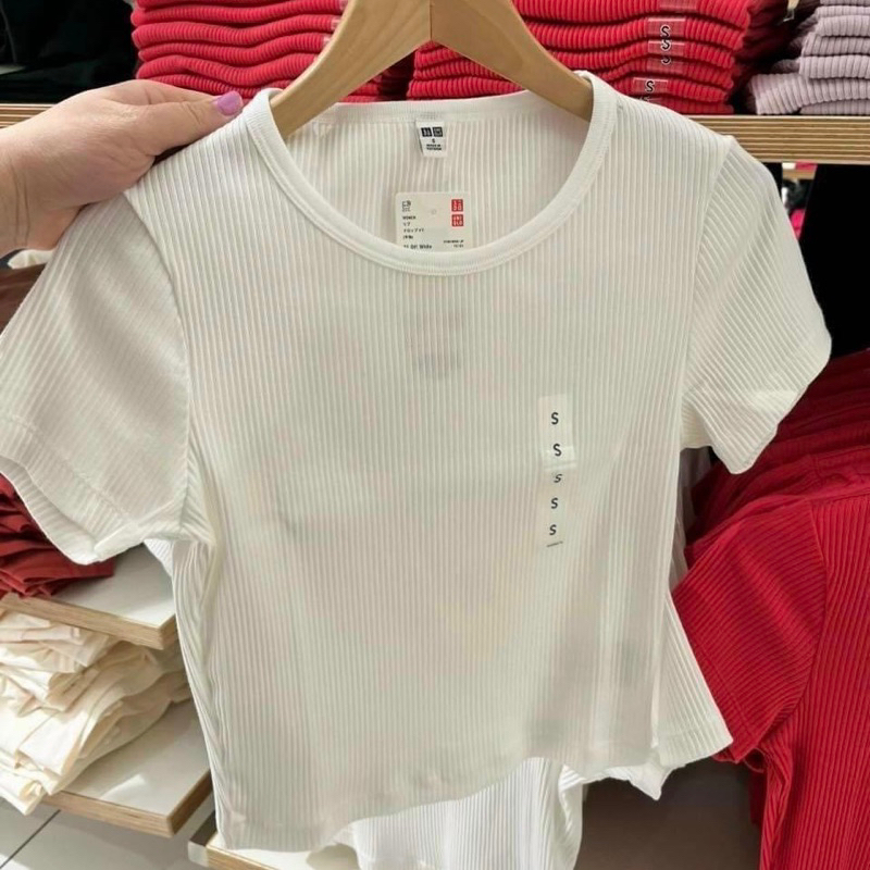 Áo thun tăm UNIQLO