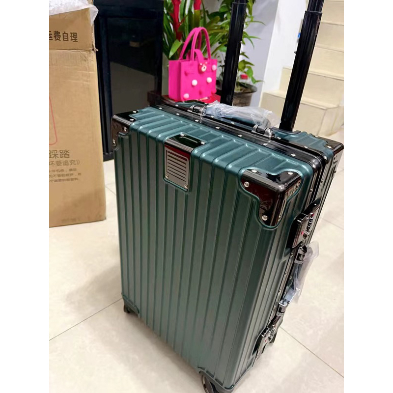 Vali khung nhôm khóa sập cao cấp size 20 inch, 4 góc kim loại chống va đập