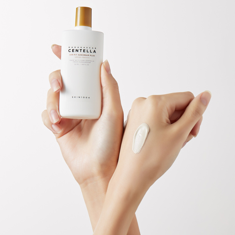 Kem chống nắng Skin1004 Madagascar Centella Air-Fit Suncream Plus 50ml
