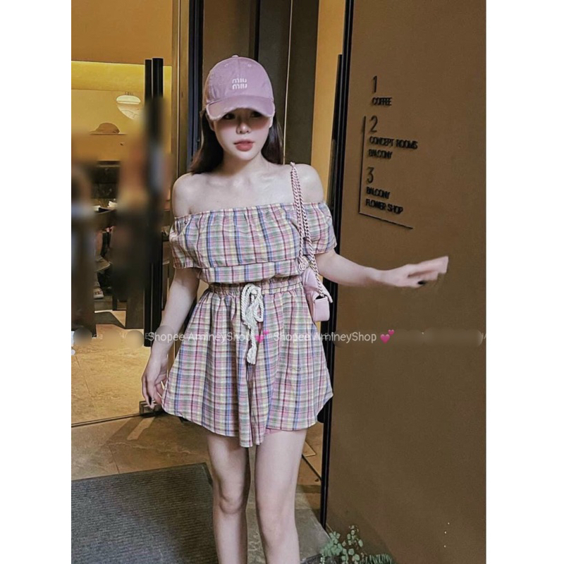 Áo trễ vai liền quần xoè giả váy sang chảnh , chất thô kẻ hót Tôn dáng kèm ảnh thật Amineyshop