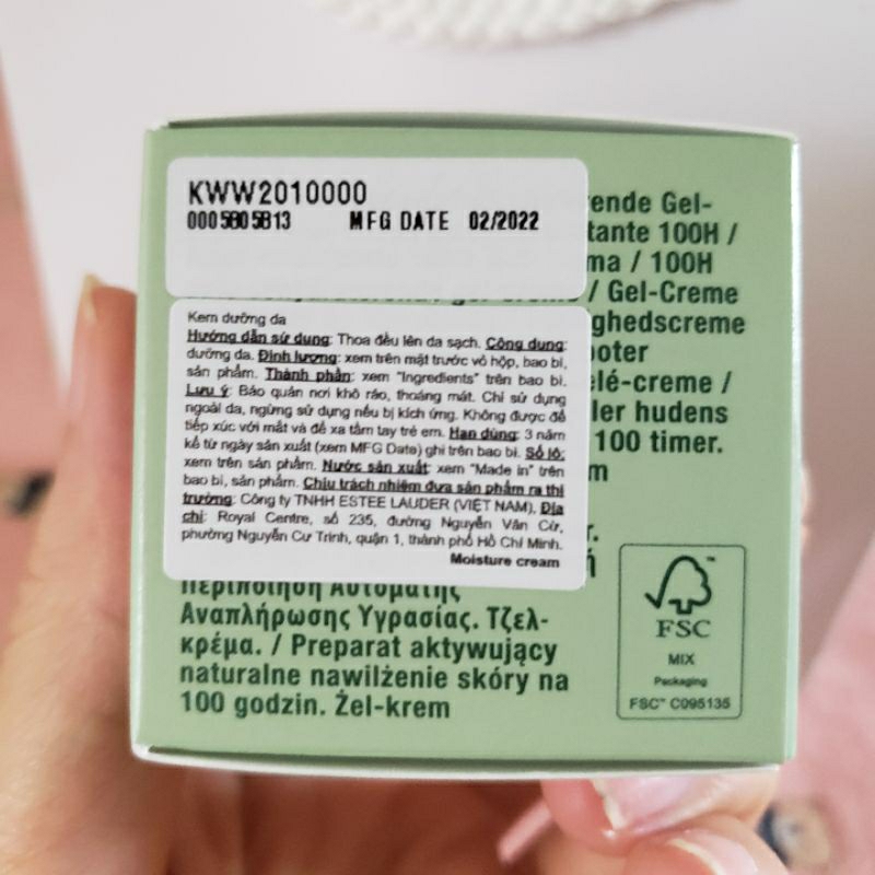 Kem dưỡng ẩm Clinique moisture Surge 100h cấp nước