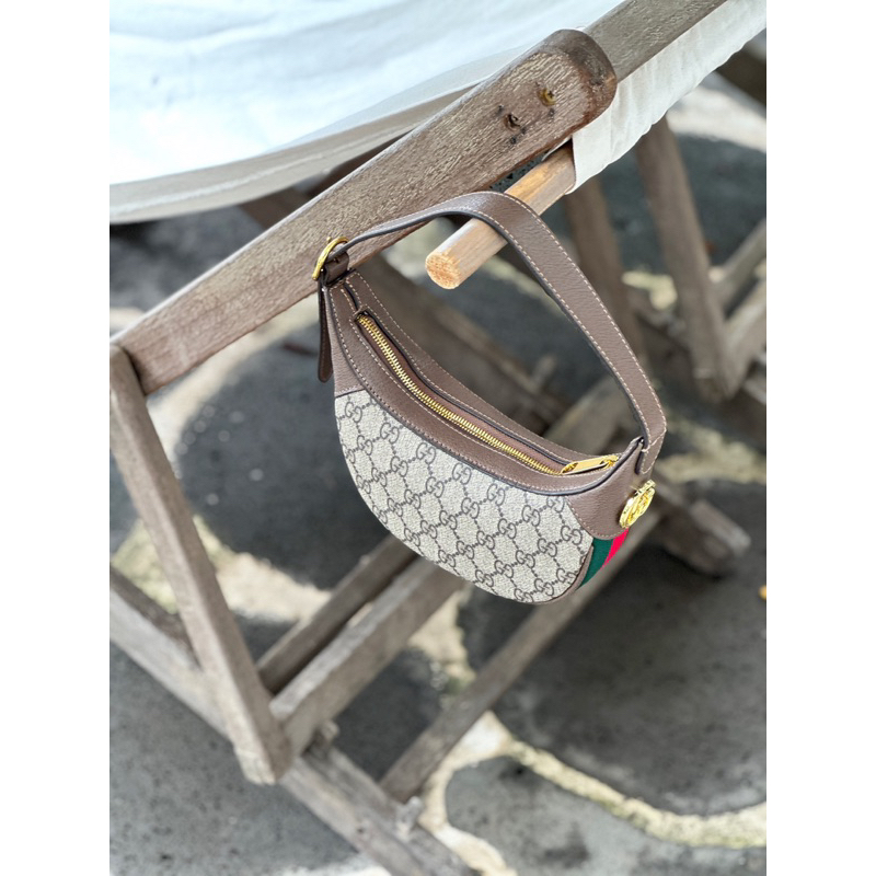 Túi Xách Gucci Kẹp Nách Size 20  -  By Anh Dinh Phuong