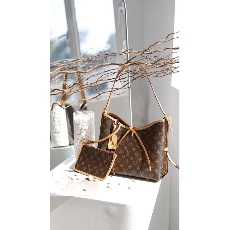 Túi Xách LV Carryall PM 2023 Size 30  -  By Anh Dinh Phuong