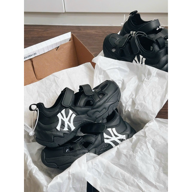 GIÀY DÉP MLB BIG BALL CHUNKY MAS NEW york yaness black, Giày dép sandal mlb độn đế đen full ny đen