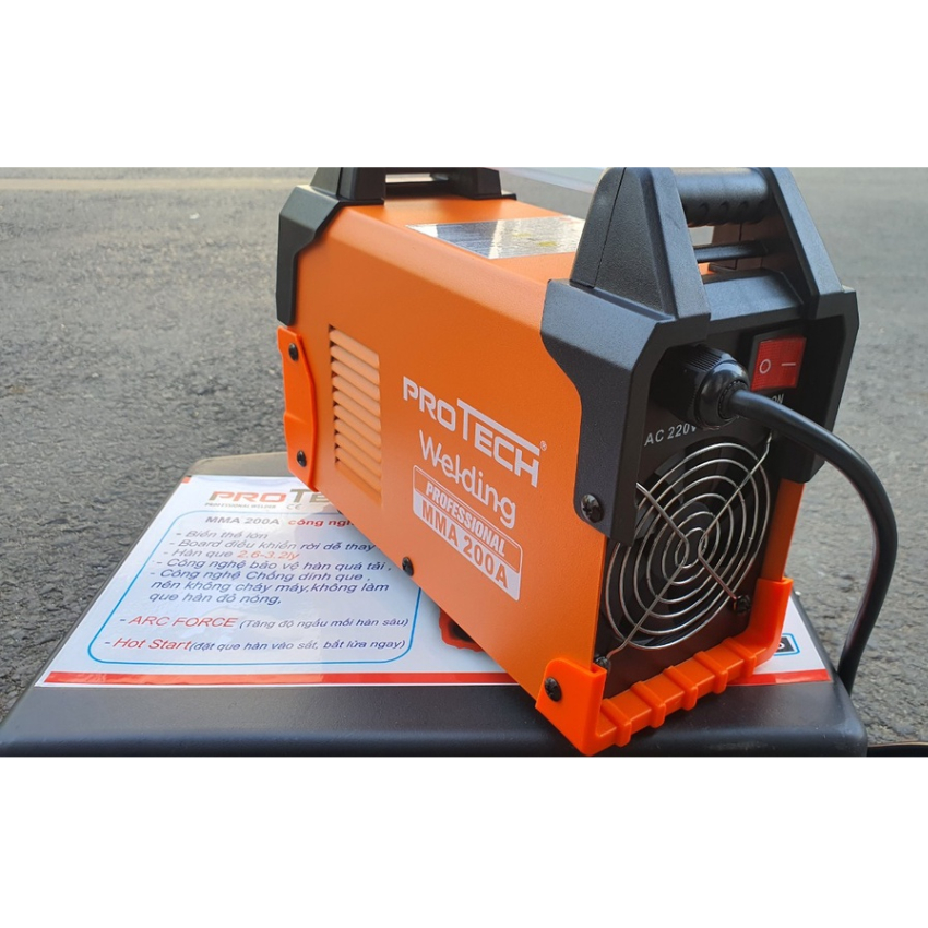 Máy Hàn Que mini Protech MMA 200A có hộp nựa bảo quản chuyên hàn gia đình và thợ