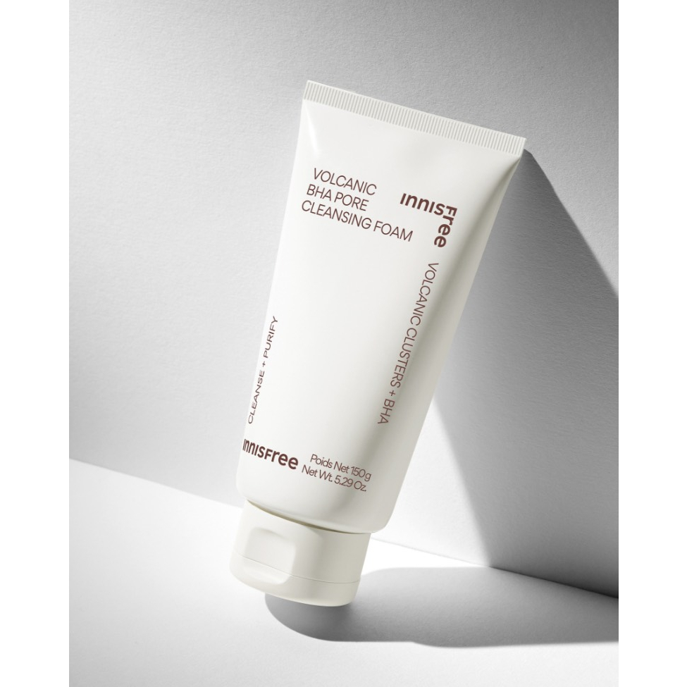 Sữa Rửa Mặt Tro Núi Lửa Innisfree Jeju Volcanic Pore Cleansing Foam EX