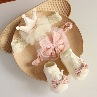 Set vớ sơ sinh và 2 băng đô đáng yêu