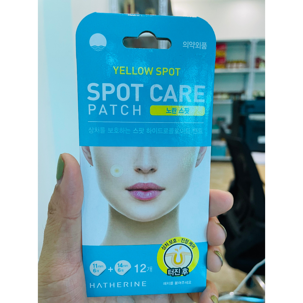 Miếng dán mụn Korean spot care patch, Beauty & Personal Care, Face, Face Care on Carousell