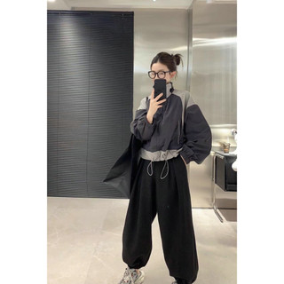 ÁO KHOÁC GIÓ NỮ CROPTOP XÁM ĐẬM PHỐI XÁM NHẠT
