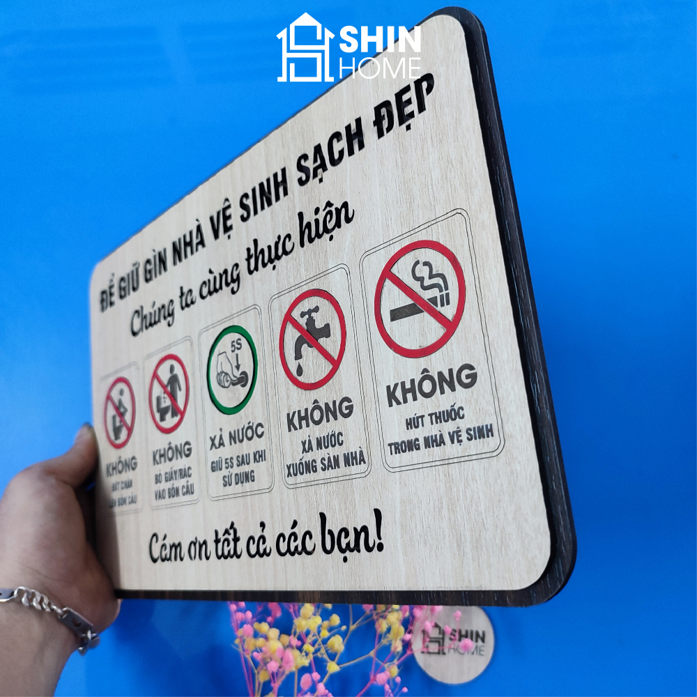 Biển quy định nhà vệ sinh chung giữ gìn toilet sạch sẽ bằng gỗ khắc laser có sẵn keo dán