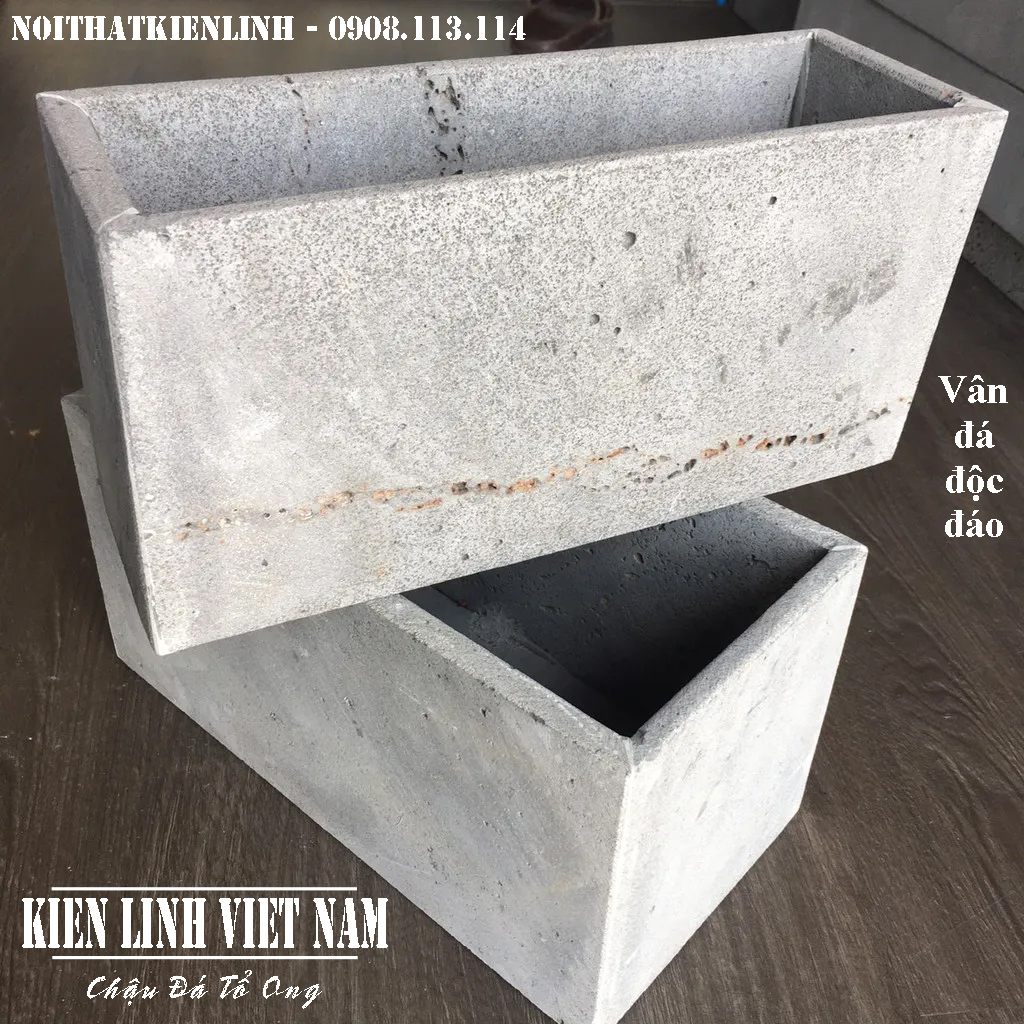 Chậu treo tường rào hình chữ nhật bằng đá ong xám tự nhiên độc đáo