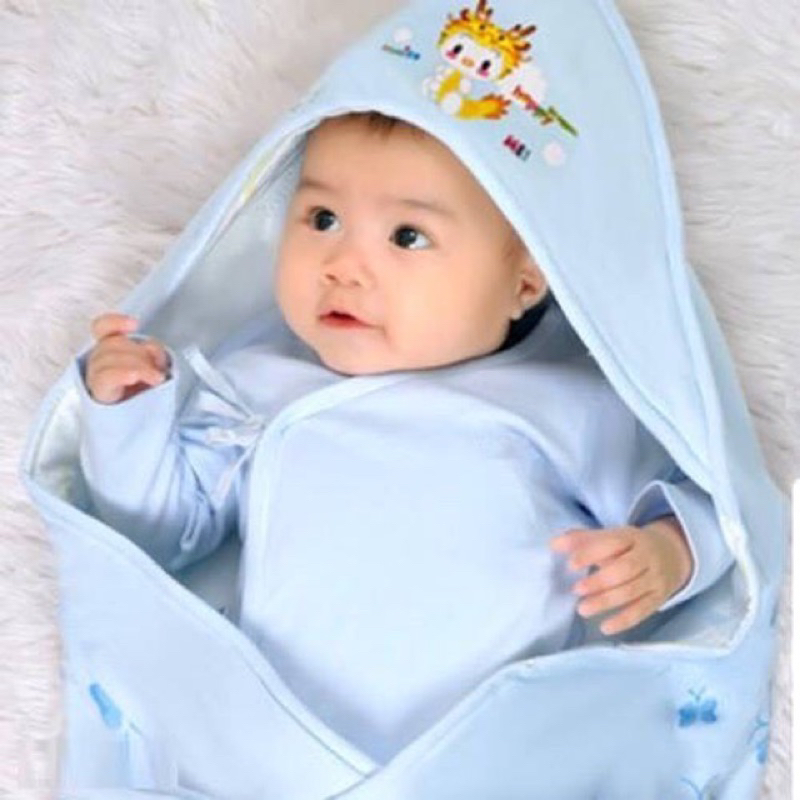 Chăn choàng, Chăn ủ cho bé sơ sinh có mũ