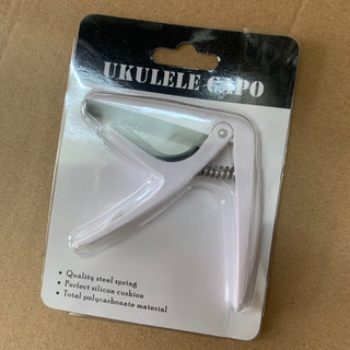 Capo đàn ukulele