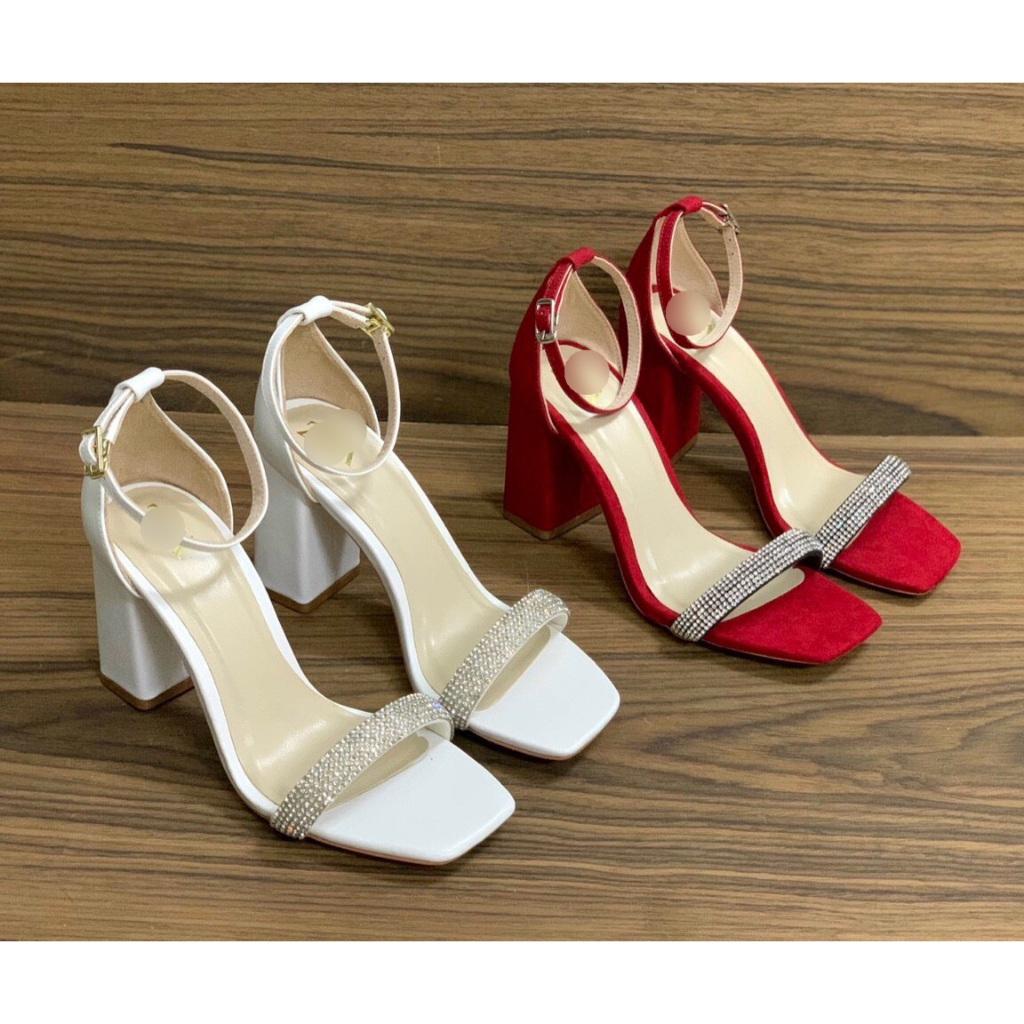 Giày sandal nữ gót vuông đính đá cao 7cm B123