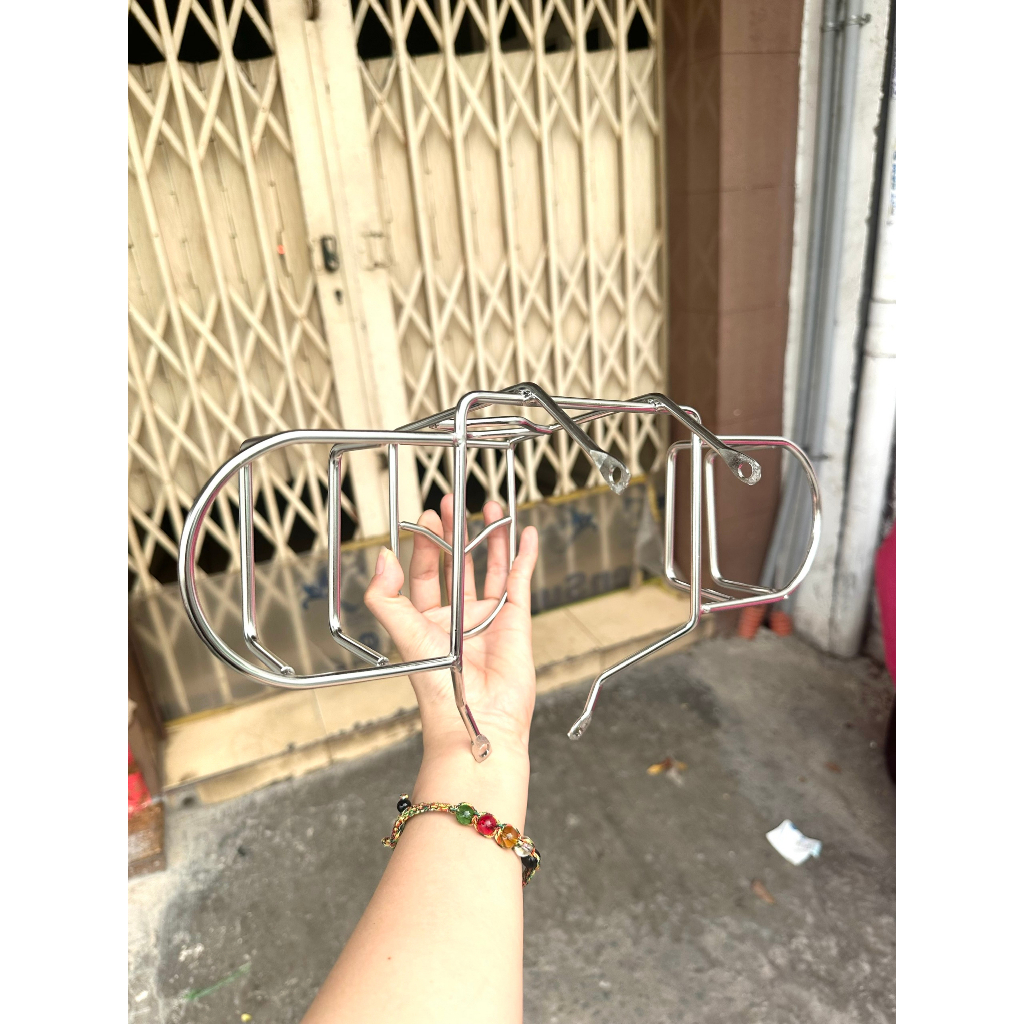 BẢO VỆ ĐÈN HẬU XE CUB MỚI  INOX