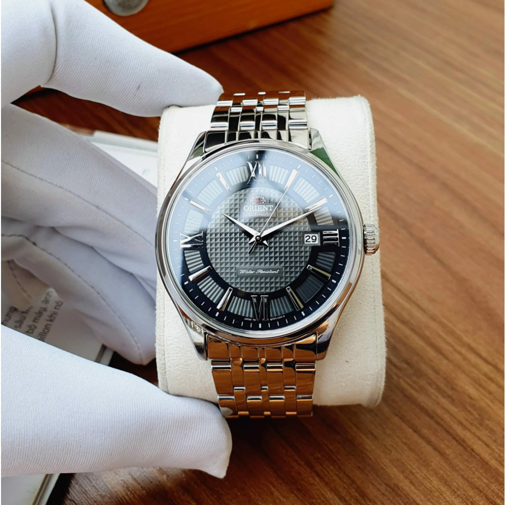 Đồng Hồ Nam Orient Mặt Xám - Dây Thép Không Sỉ Cao Cấp - Máy Pin Kim Trôi - Hiển Thị Lịch Ngày - Bảo Hành 12 Tháng