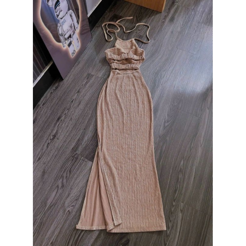 Đầm Xốp Cổ Yếm Cột Dây Hở Lưng Hai Dây Chun Ngang - Dáng Dài Maxi Xẻ Tà Ôm Body Sexy - Tiểu Thư Bánh Bèo Cute Sang Chảnh