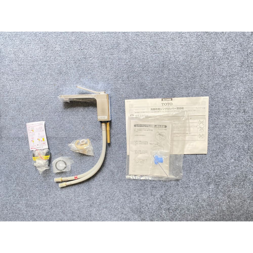 Vòi lavabo TOTO TLX31A1R nội địa Nhật Bản- hàng mới 100%