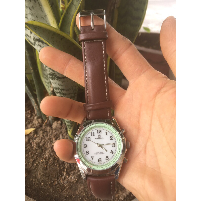 Đồng hồ Nam Nhật si.