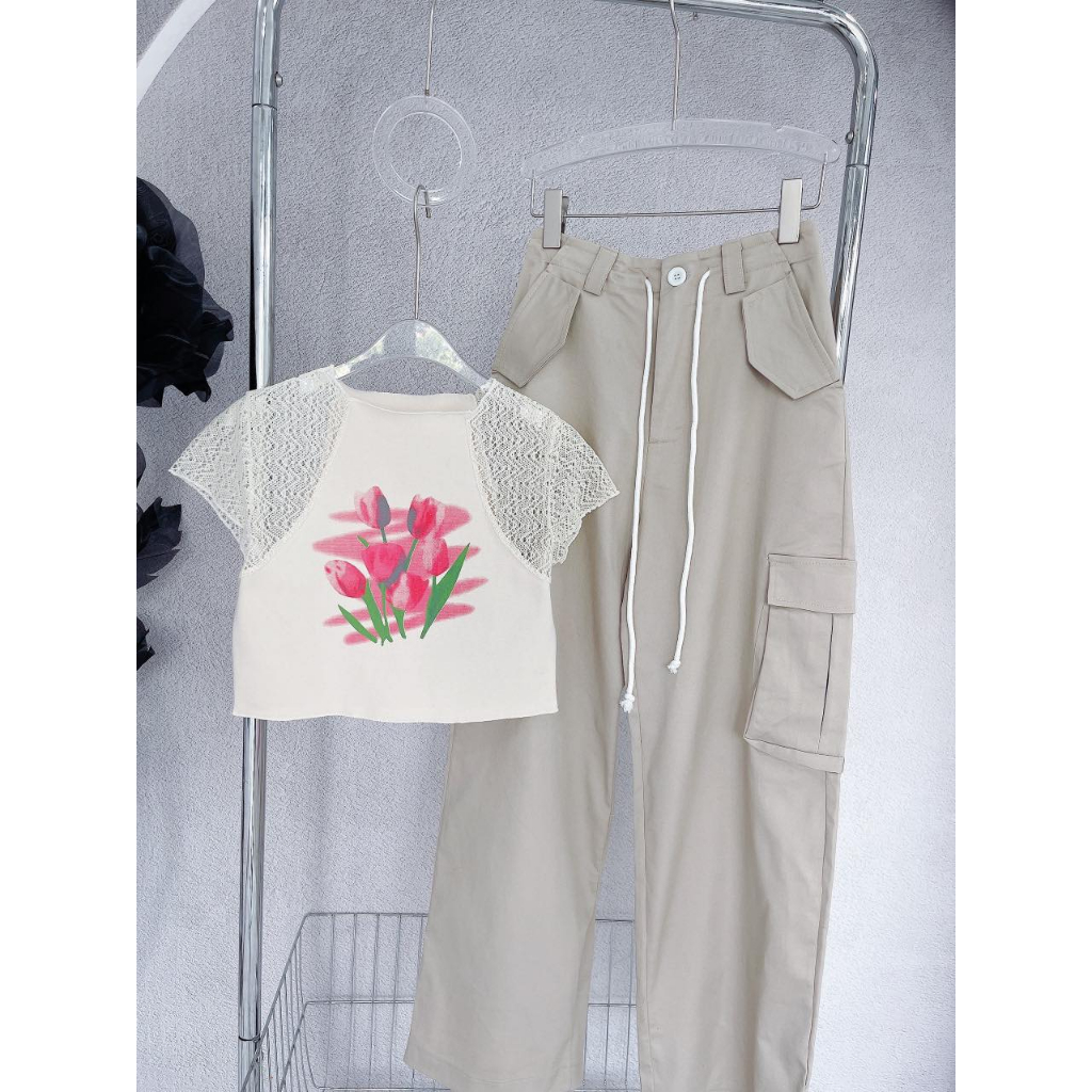 SET ÁO CROPTOP TAY LƯỚI IN HOA + QUẦN SUÔNG BEIGE