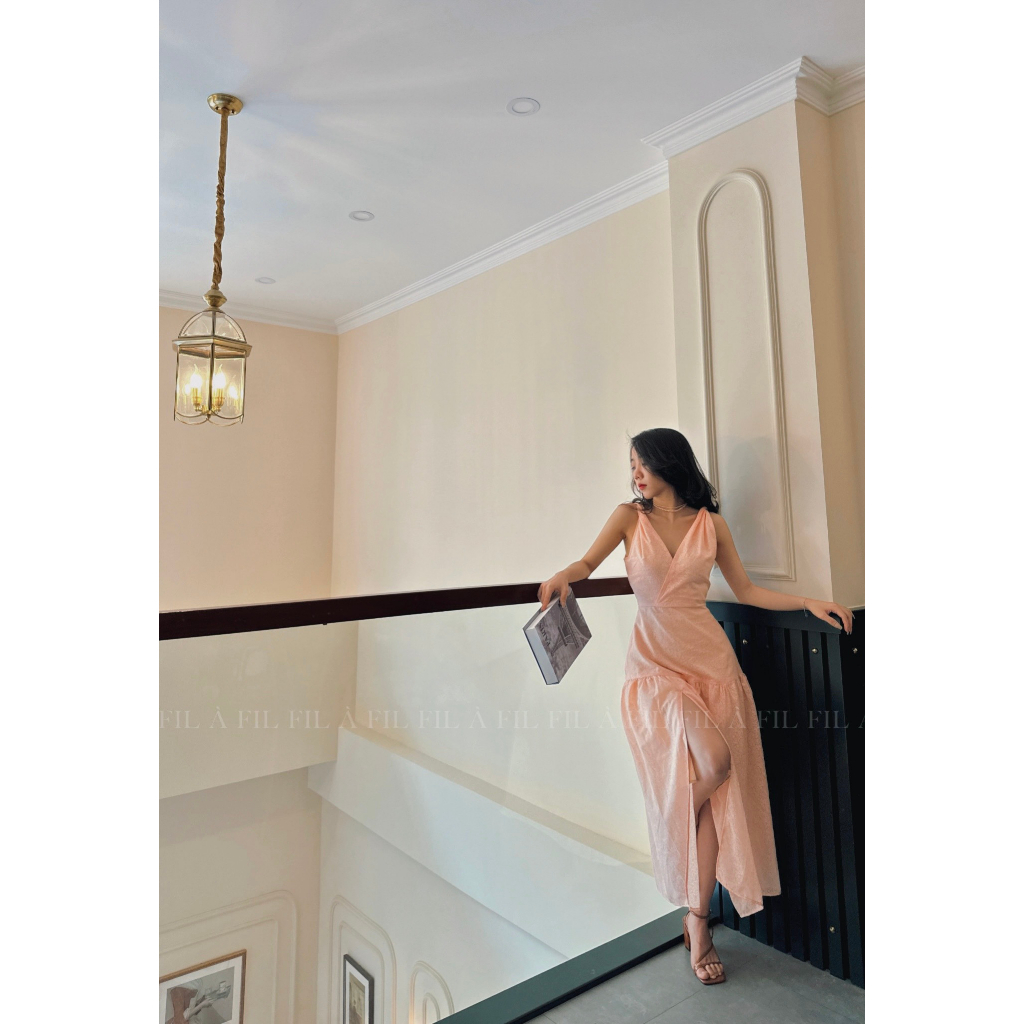 Váy thiết kế Lisa - Màu cam đào dáng dài xẻ đùi tôn dáng