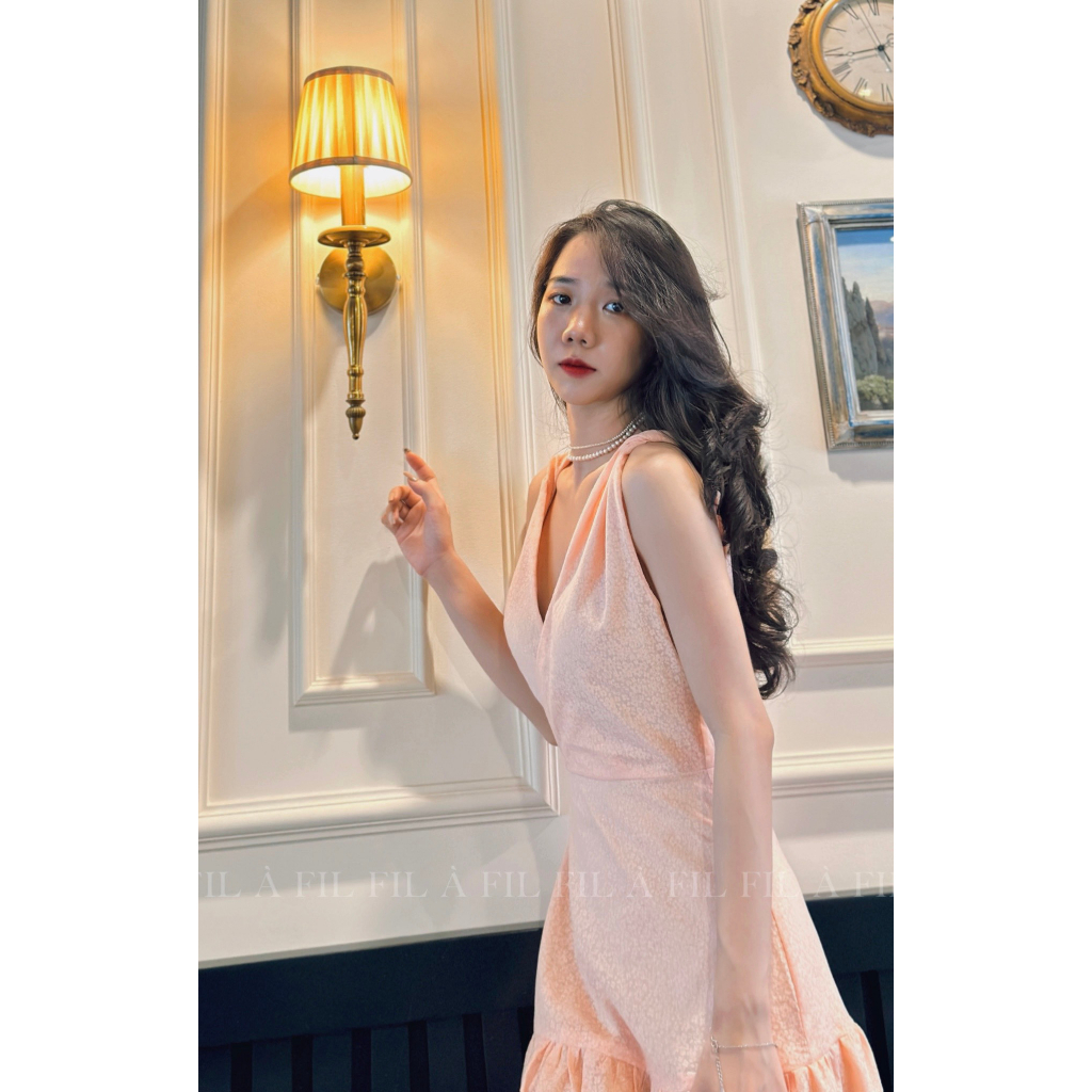 Váy thiết kế Lisa - Màu cam đào dáng dài xẻ đùi tôn dáng