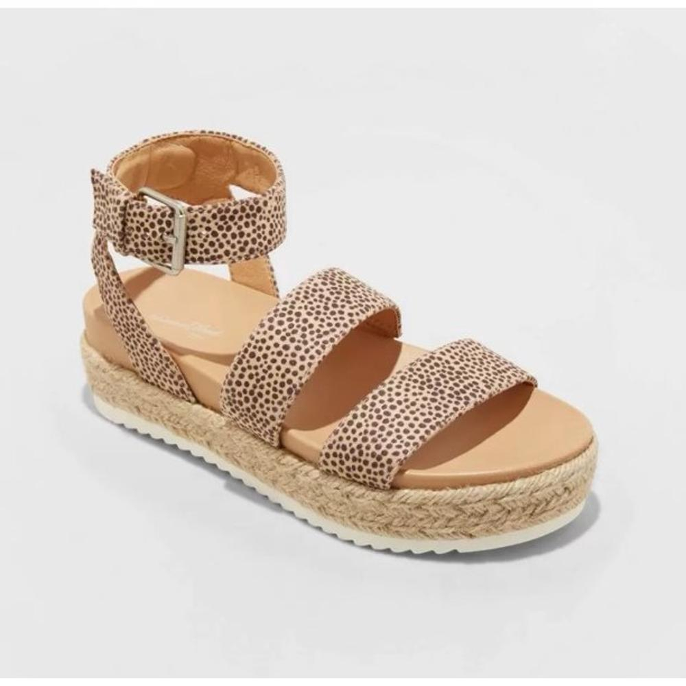 Sandal bánh mì xuất xịn Universal Threads