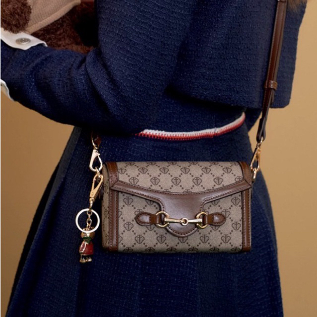 Túi đeo chéo bì thư TTWNBEAR TN-2925