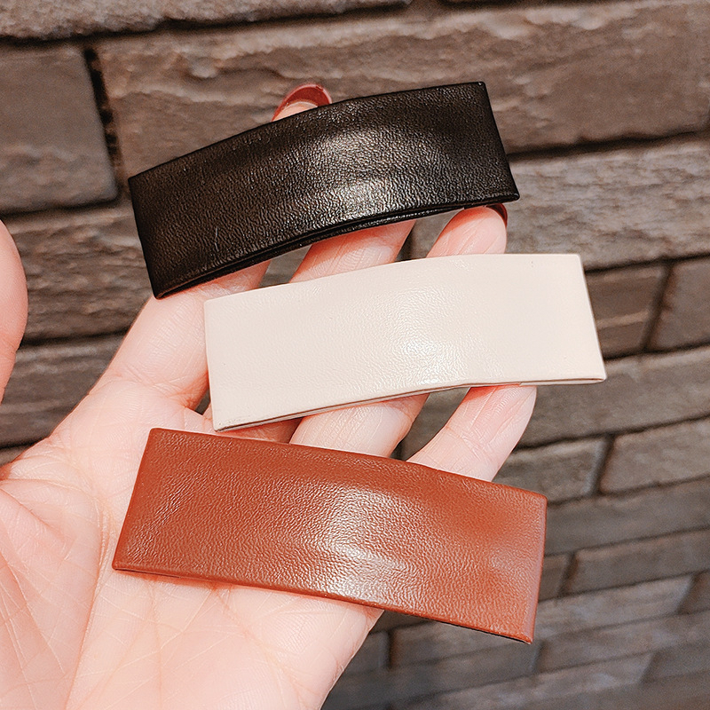 Kẹp mái chất da sang chảnh - UniLabel