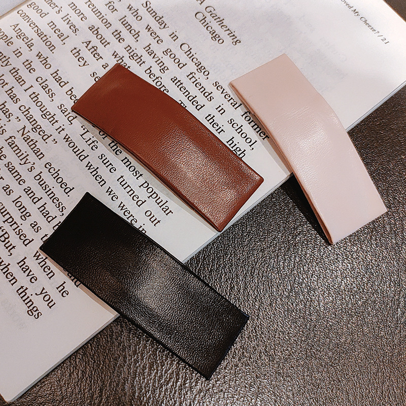 Kẹp mái chất da sang chảnh - UniLabel