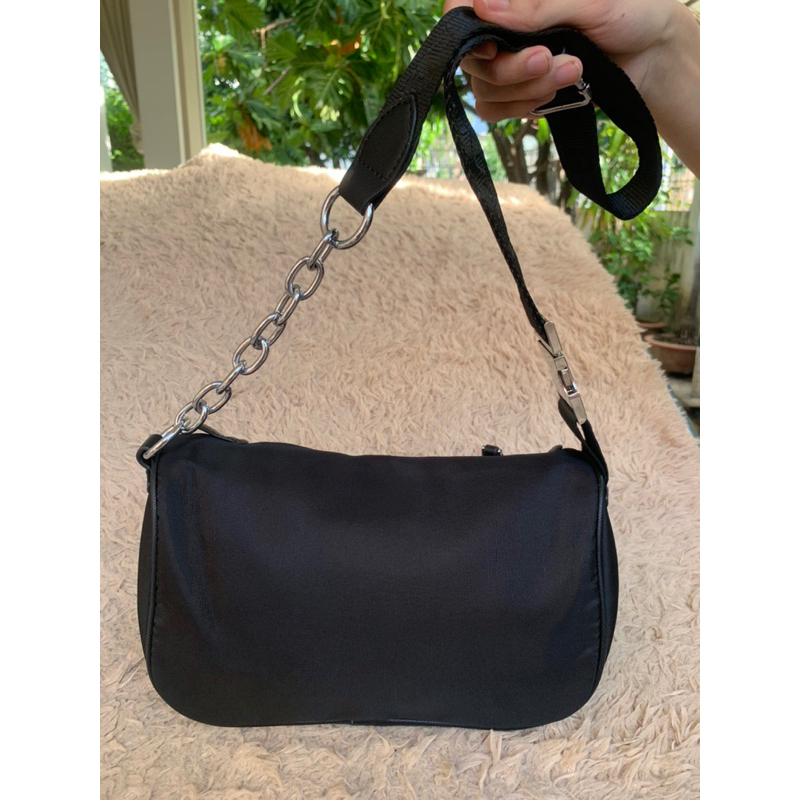 Túi khách gửi thanh lý. Độ mới cao. Mời xem hình và video nếu muốn biết thêm thông tin sản phẩm mời khách vô chat nhé.@@