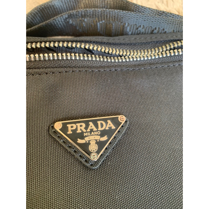 Túi khách gửi thanh lý. Độ mới cao. Mời xem hình và video nếu muốn biết thêm thông tin sản phẩm mời khách vô chat nhé.@@