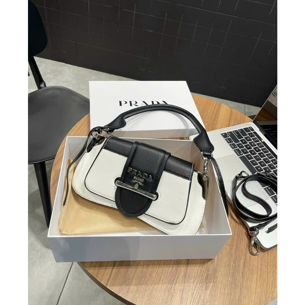 Túi xách nữ túi kẹp nách P.ra vỡ hộp kèm thêm dây đeo chéo ST03