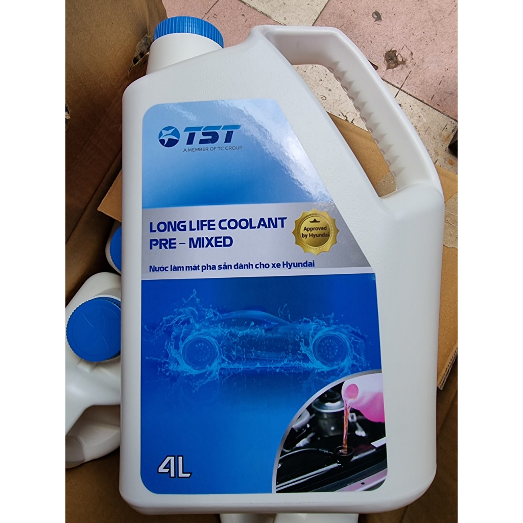 Nước làm mát pha sẵn động cơ Hồng Hyundai TST 4L