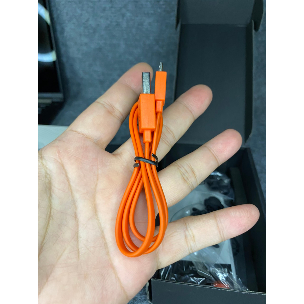 Tai nghe bluetooth jbl everest 110ga