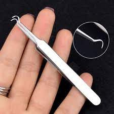 Nhíp cong gắp mụn thần thánh.