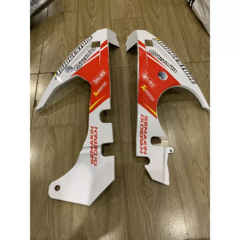 Cặp mỏ cày ex 150 màu đỏ trắng