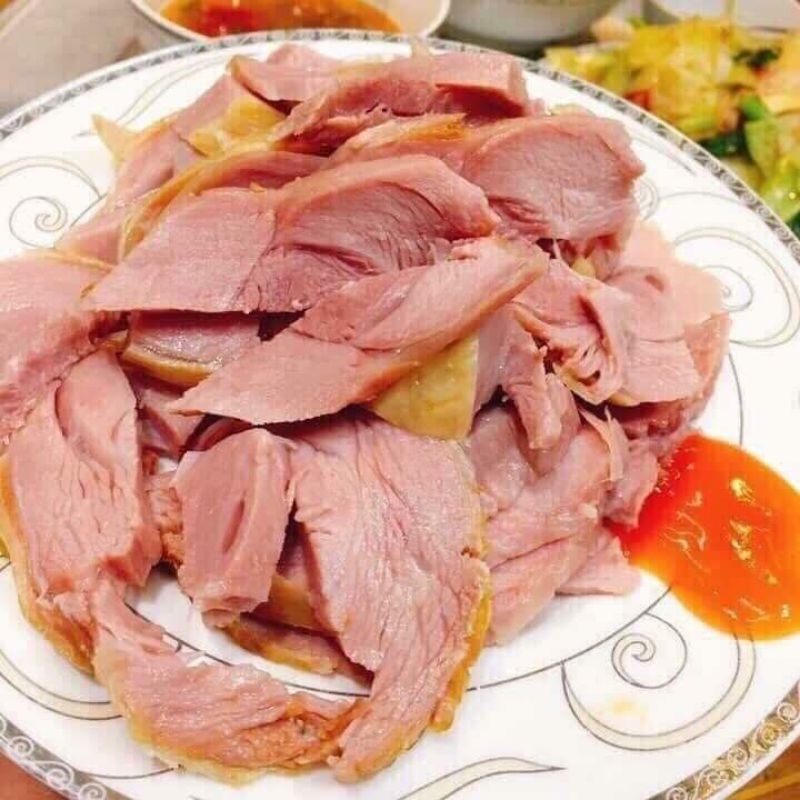 CÁNH NGỖNG HUN KHÓI NGA