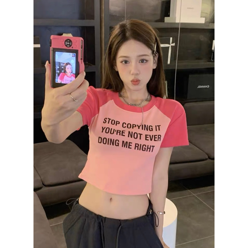 Áo Thun Chữ STOP COPYING ME Tay Ngắn Croptop Viền