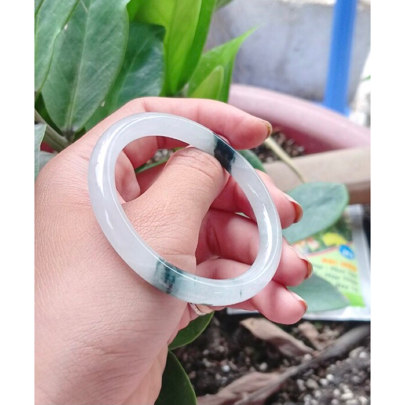 Vòng Ngoc phỉ thuy thiên nhiên