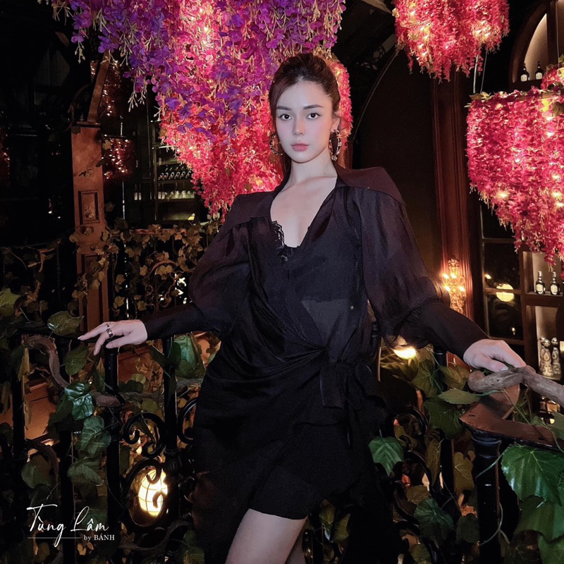 VÁY TÀ BÈO KÈM BRA