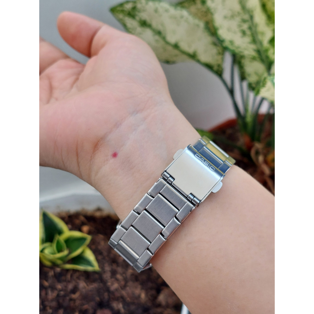 Đồng hồ nam Casio Wave.Ceptor M.630 mặt trắng pin năng lượng ánh sáng hàng Si