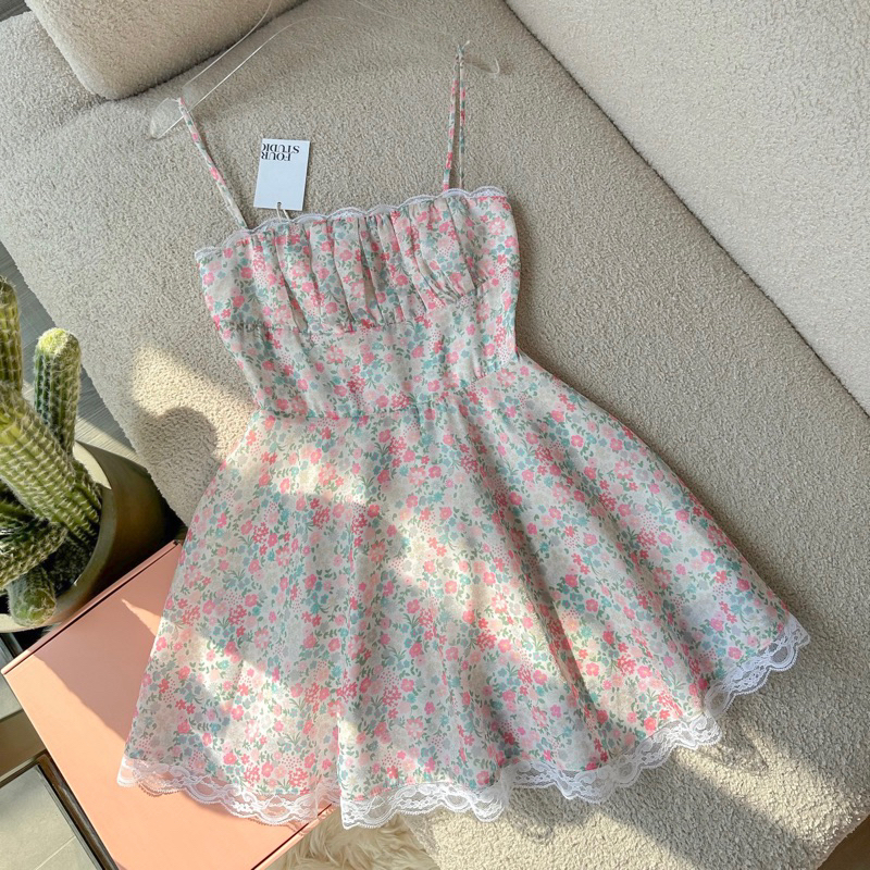 Đầm Hoa Thiết Kế 2 Dây Four Studio D192